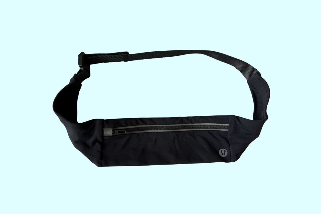 The lululemon Fast and Free running belt.